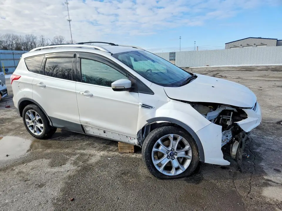 2016 FORD ESCAPE TITANIUM  