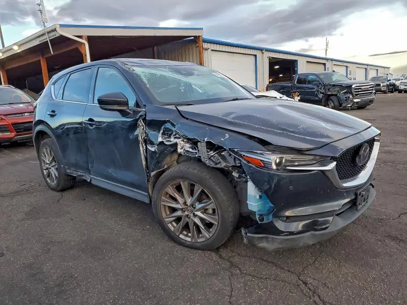 2021 MAZDA CX-5 SIGNATURE  