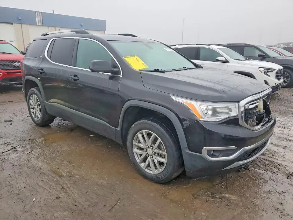 2017 GMC ACADIA SLE  