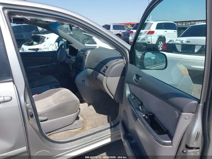 2010 TOYOTA SIENNA CE/LE
