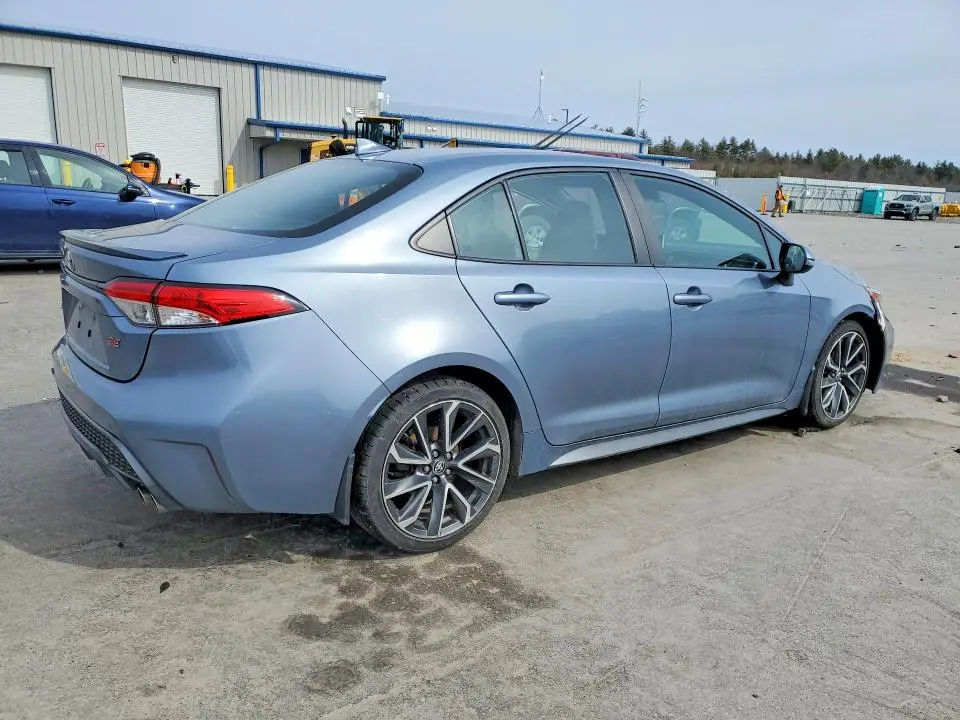 2021 TOYOTA COROLLA SE  