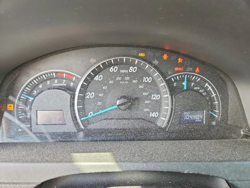 2014 TOYOTA CAMRY LE  