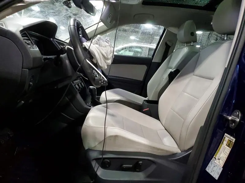2021 VOLKSWAGEN TIGUAN SE  