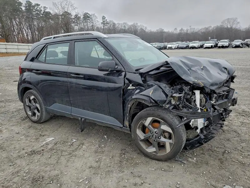 2022 HYUNDAI VENUE SEL  