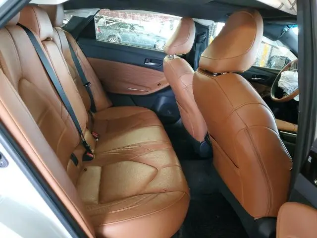 2019 TOYOTA AVALON XLE