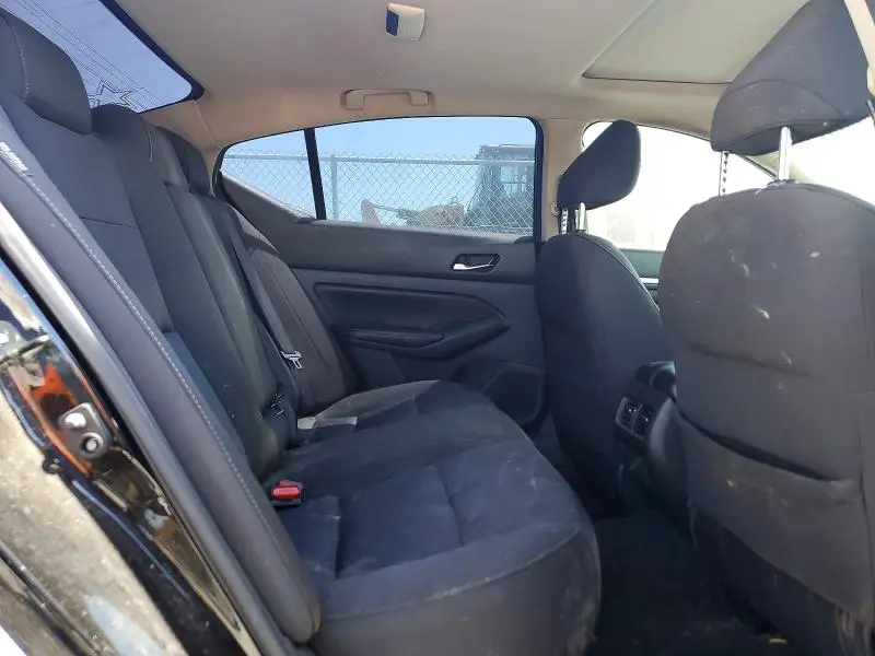 2019 NISSAN ALTIMA SV  