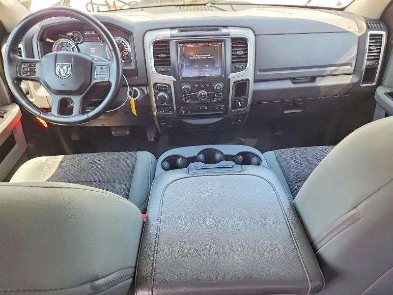2018 RAM 1500 SLT  