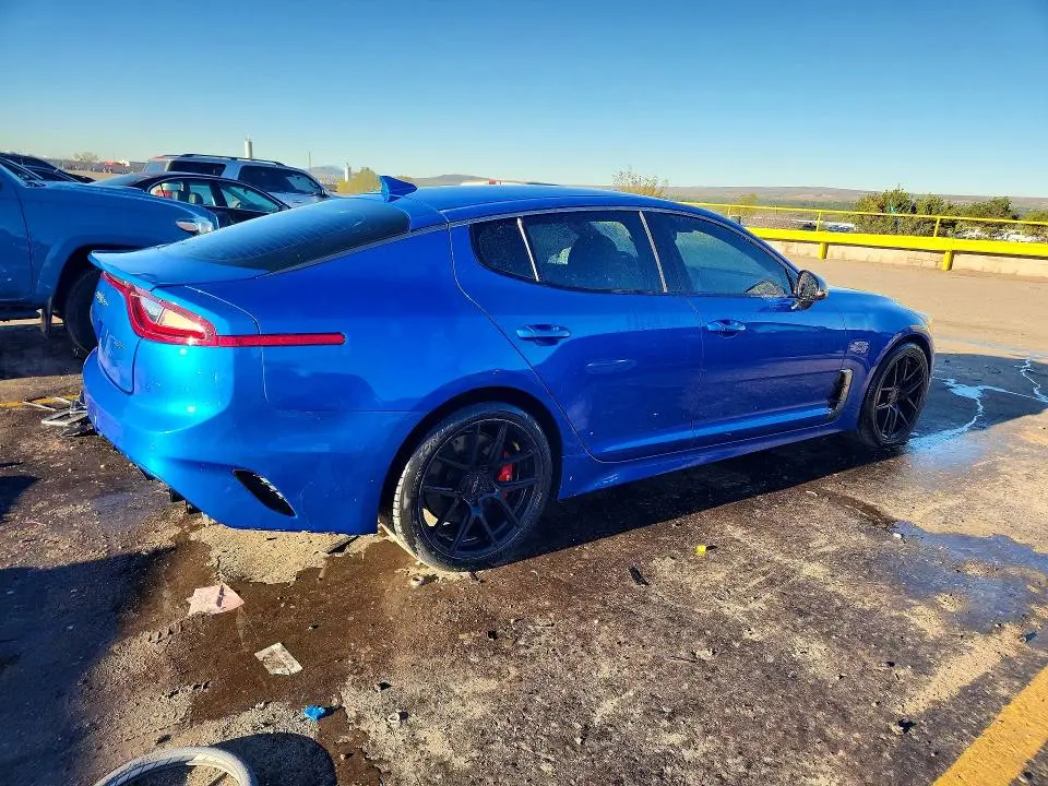 2018 KIA STINGER GT  