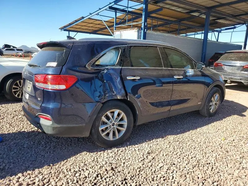 2017 KIA SORENTO LX  