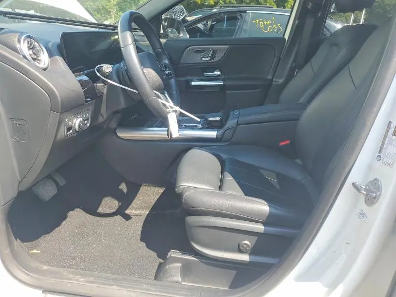 2022 MERCEDES-BENZ GLA 250  