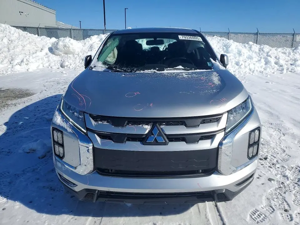 2021 MITSUBISHI RVR ES  