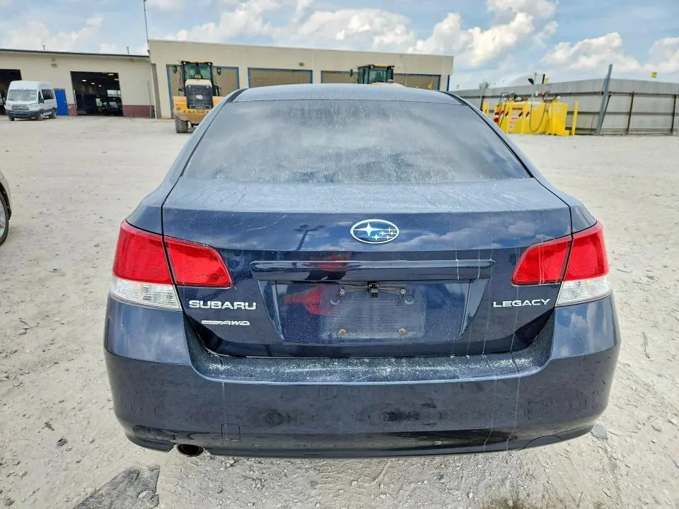 2013 SUBARU LEGACY 2.5I PREMIUM  