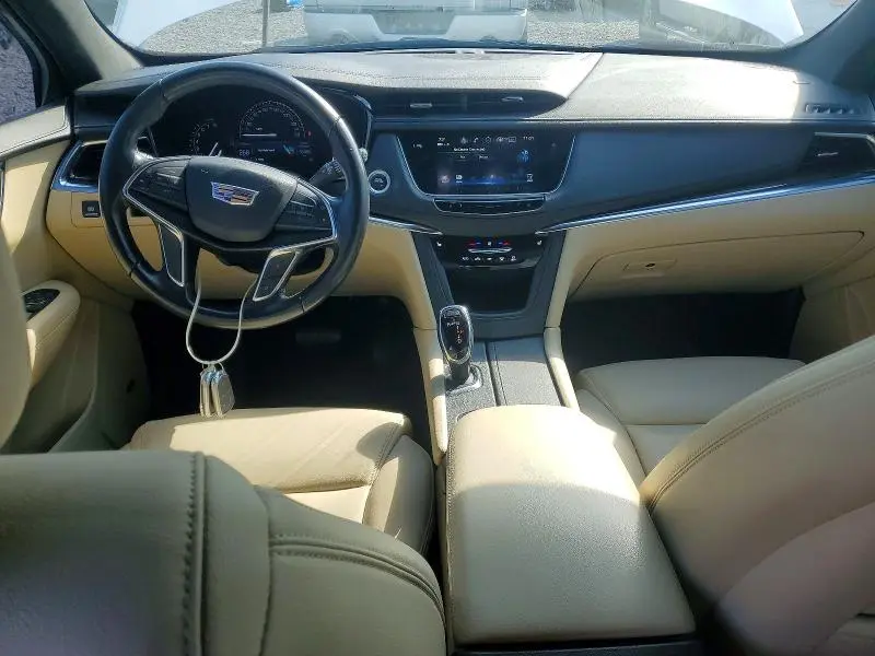 2019 CADILLAC XT5   