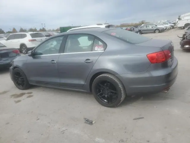 2013 VOLKSWAGEN JETTA SE  