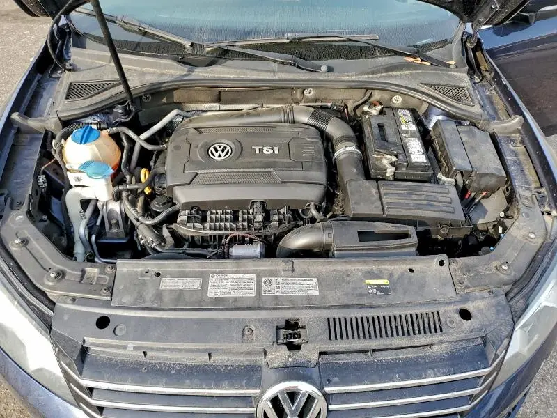 2015 VOLKSWAGEN PASSAT S  