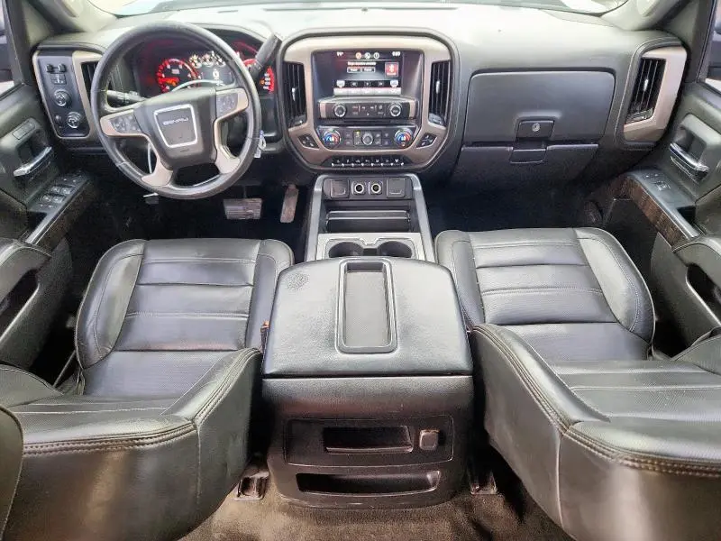 2015 GMC SIERRA K2500 DENALI  