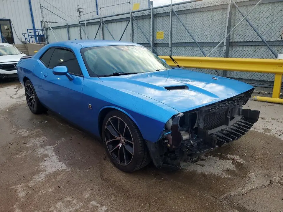 2016 DODGE CHALLENGER R  