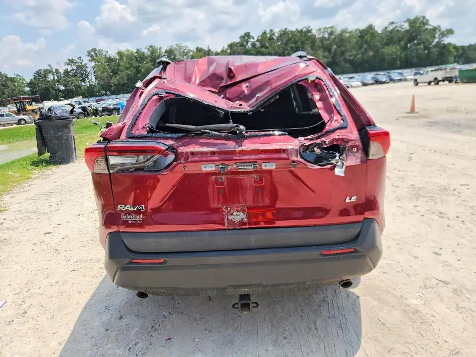 2021 TOYOTA RAV4 LE  