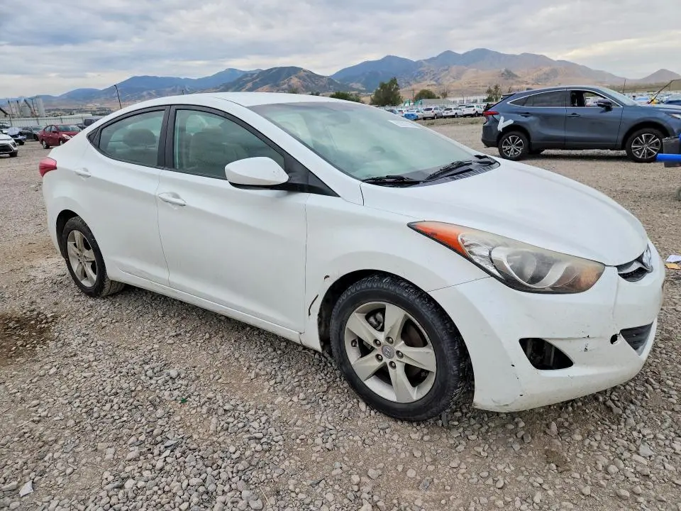 2012 HYUNDAI ELANTRA GLS  