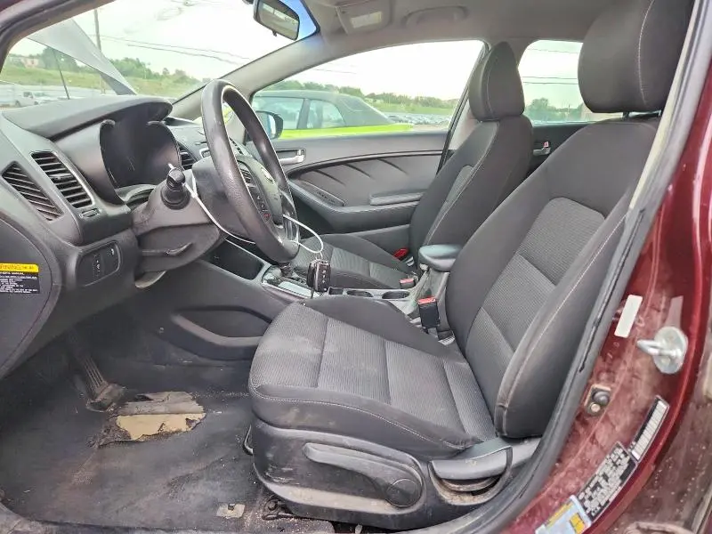2017 KIA FORTE LX  
