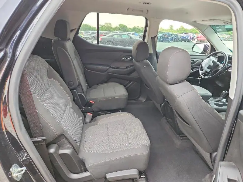 2020 CHEVROLET TRAVERSE LT  