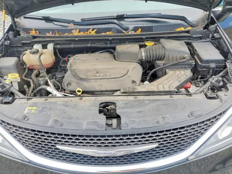 2017 CHRYSLER PACIFICA TOURING L PLUS  