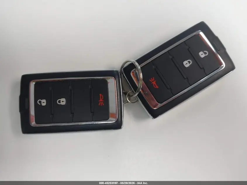 2023 JEEP GRAND CHEROKEE LAREDO 4X4