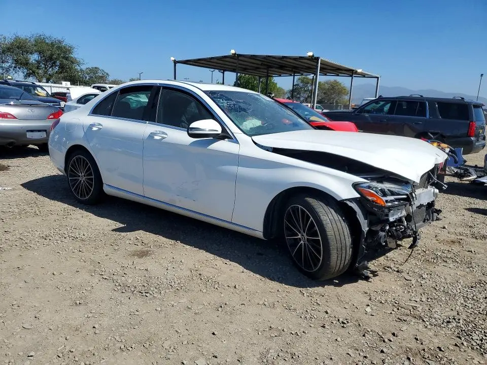 2021 MERCEDES-BENZ C 300  
