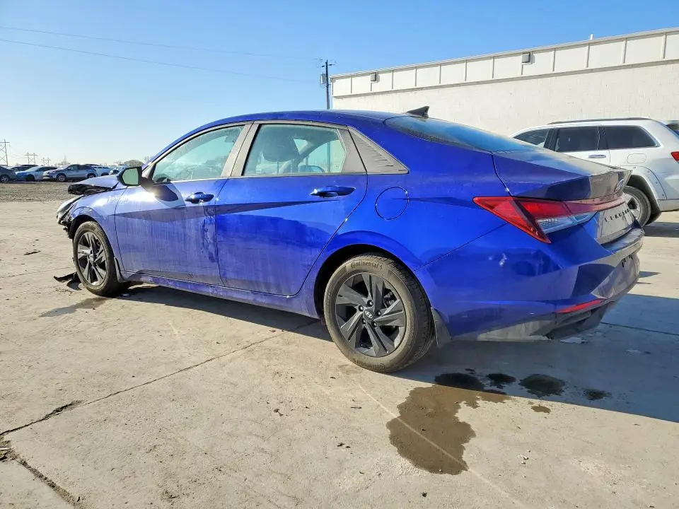 2022 HYUNDAI ELANTRA SEL  