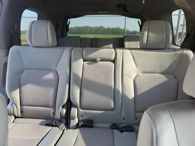 2015 HONDA PILOT SE  