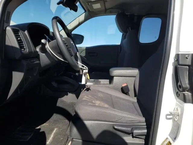 2024 NISSAN FRONTIER S  