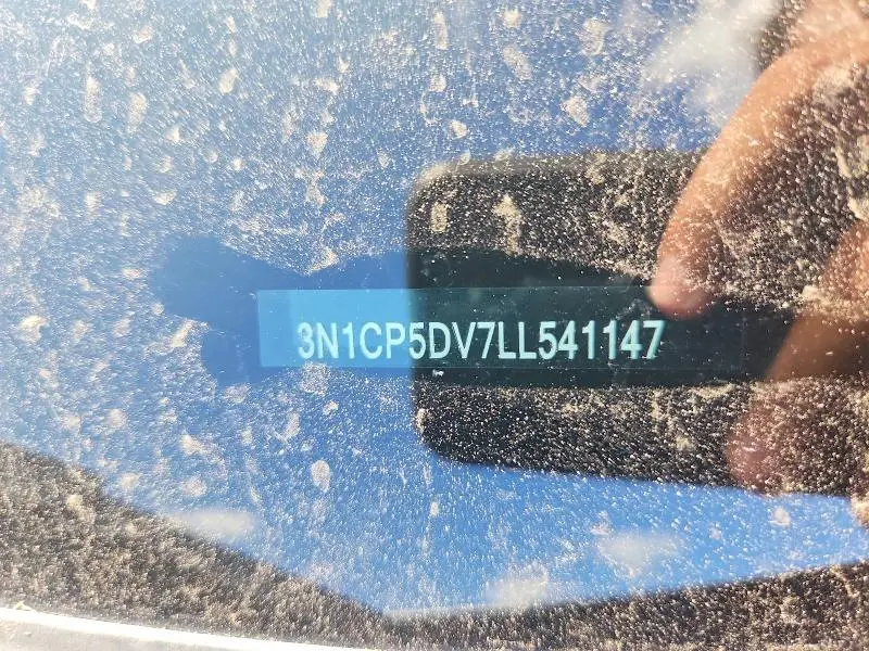 2020 NISSAN KICKS SR  