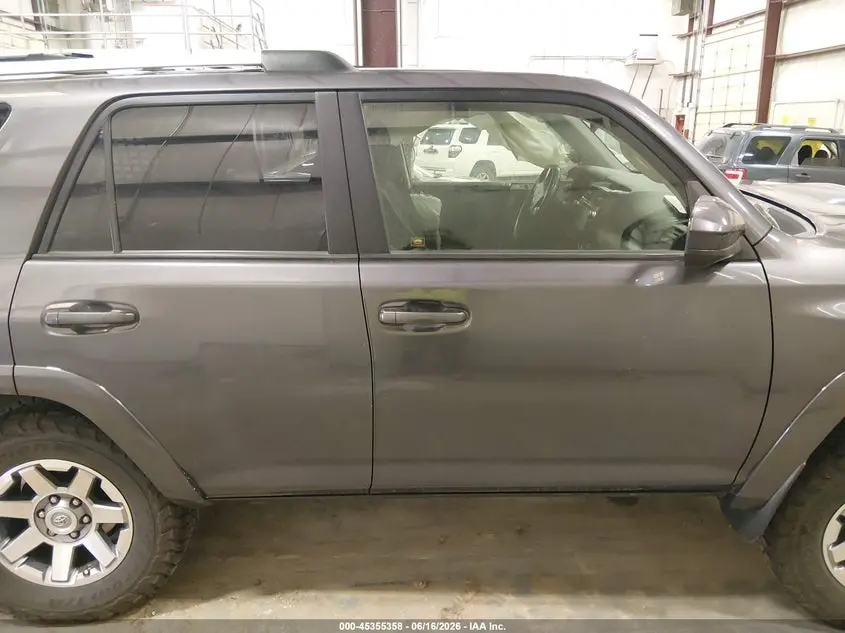 2015 TOYOTA 4RUNNER TRAIL