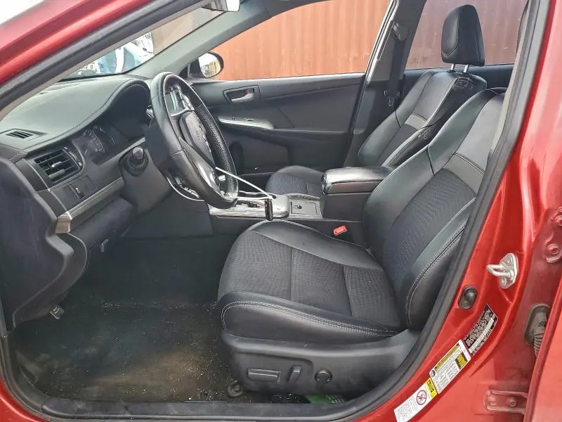 2012 TOYOTA CAMRY SE  