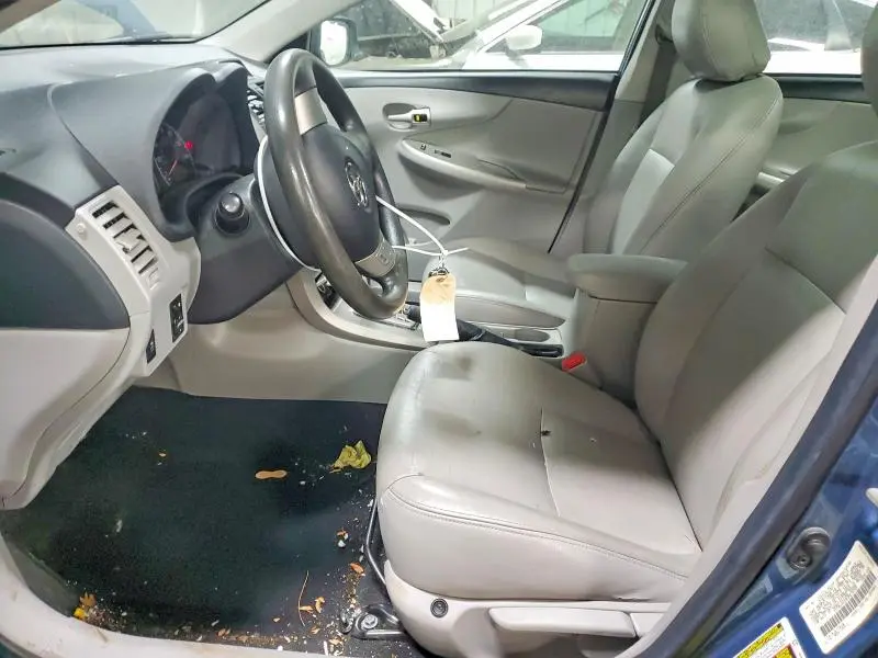 2012 TOYOTA COROLLA LE  