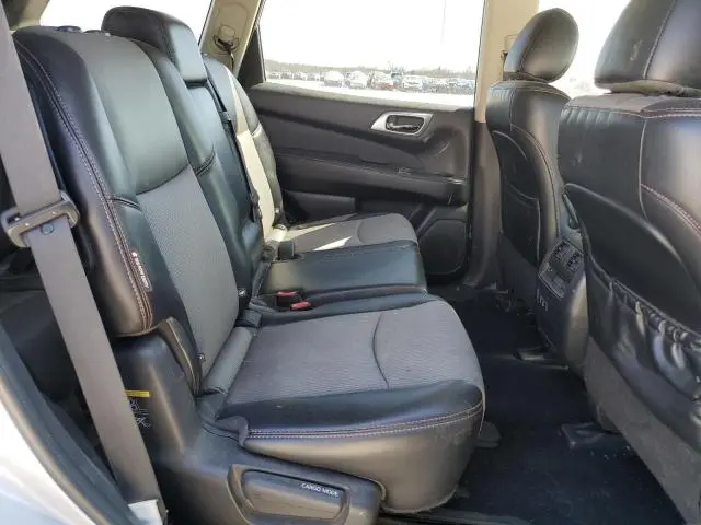 2019 NISSAN PATHFINDER S  