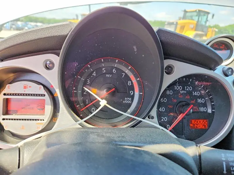 2010 NISSAN 370Z BASE  