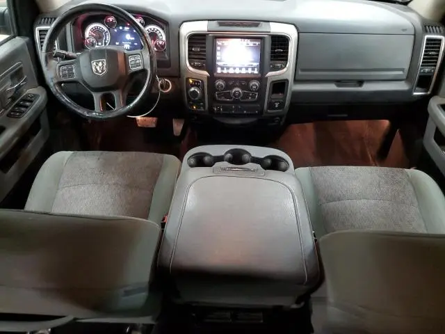 2015 RAM 1500 SLT  