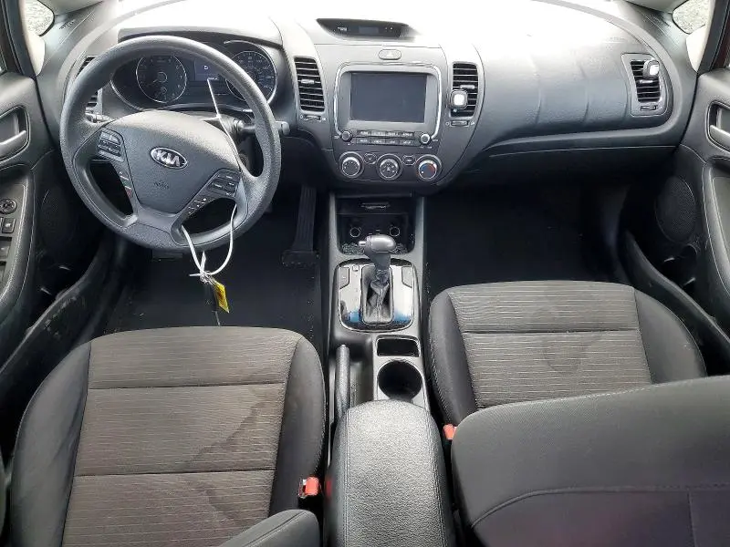 2018 KIA FORTE LX  