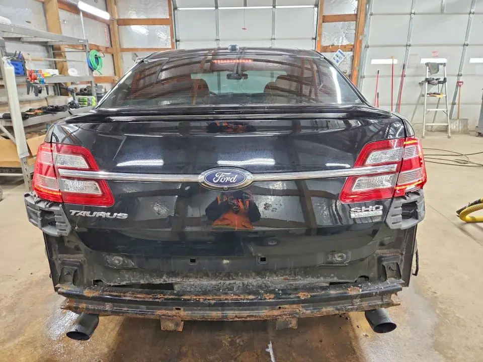 2016 FORD TAURUS SHO  