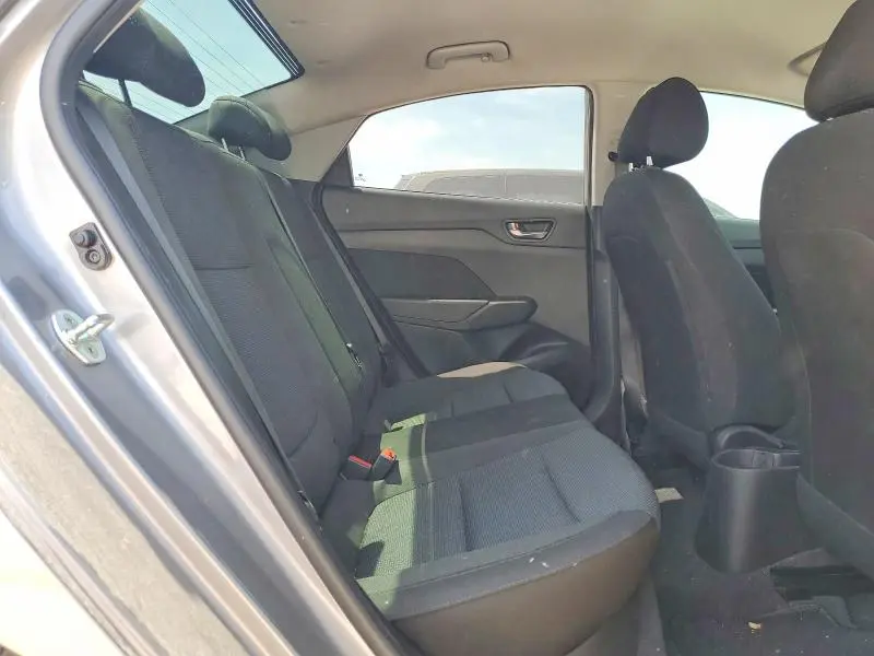 2022 HYUNDAI ACCENT SE  