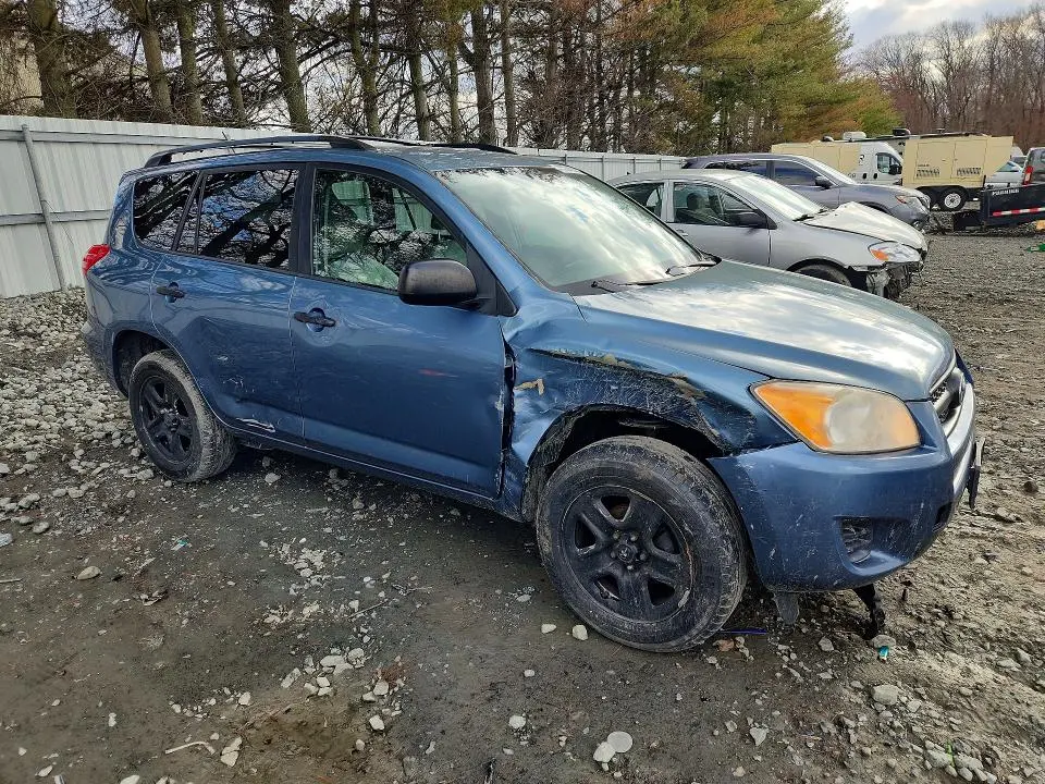 2011 TOYOTA RAV4 BASE  