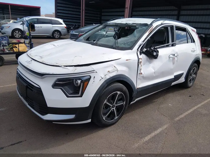 2024 KIA NIRO EX