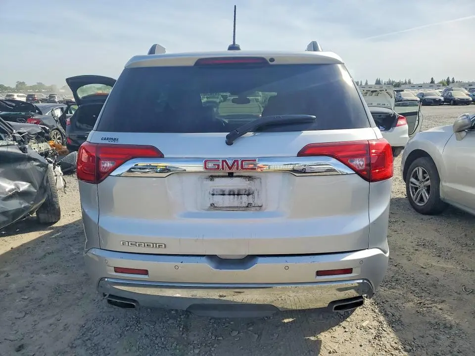 2019 GMC ACADIA DENALI  