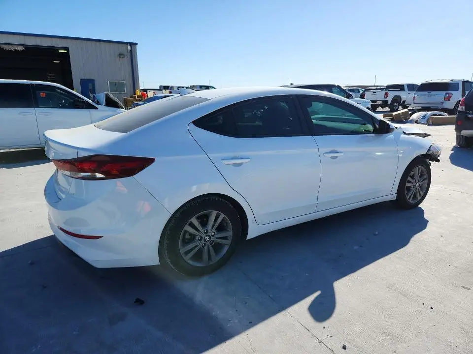 2018 HYUNDAI ELANTRA SEL  