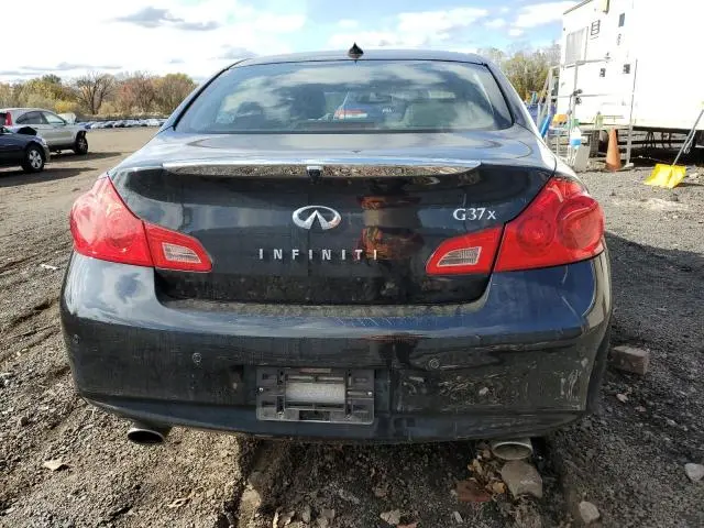 2013 INFINITI G37   