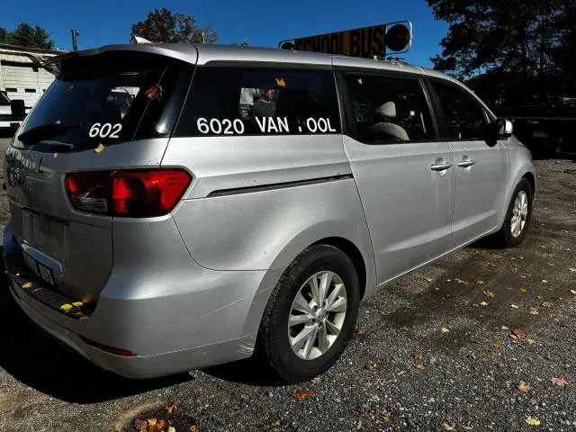 2017 KIA SEDONA L  