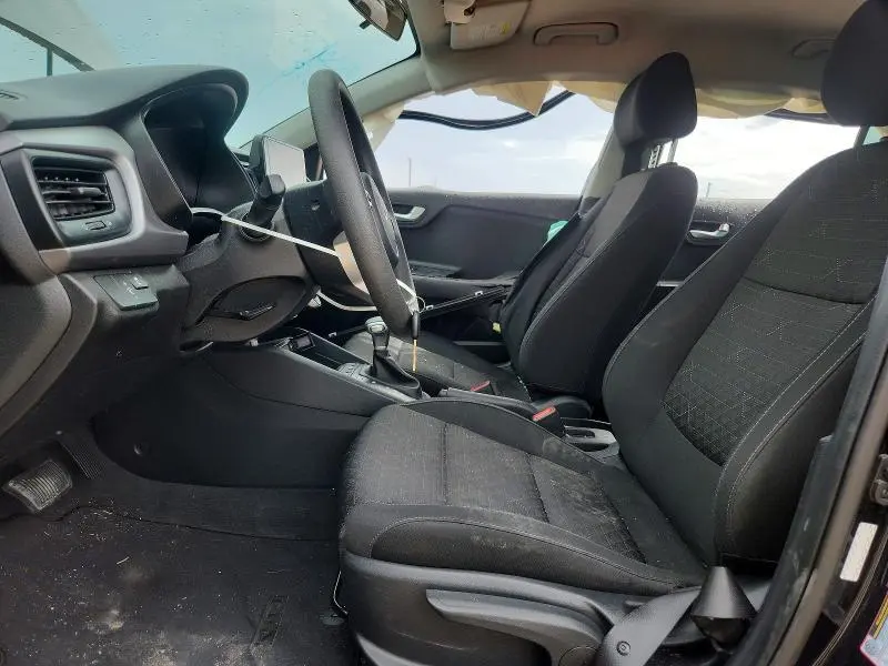 2023 KIA RIO LX  