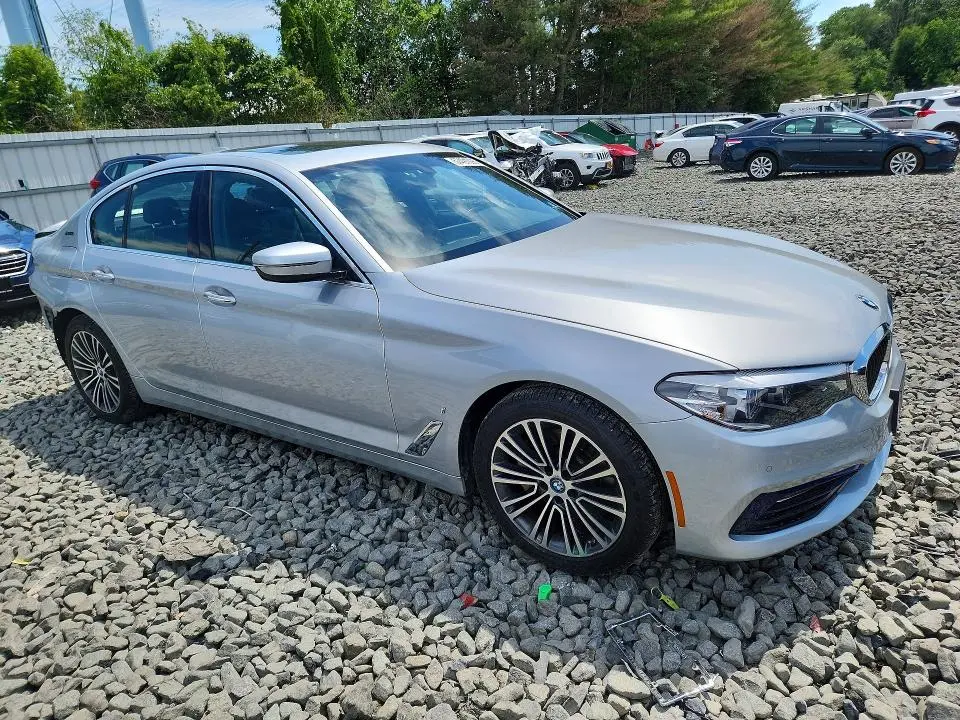 2018 BMW 530XE   