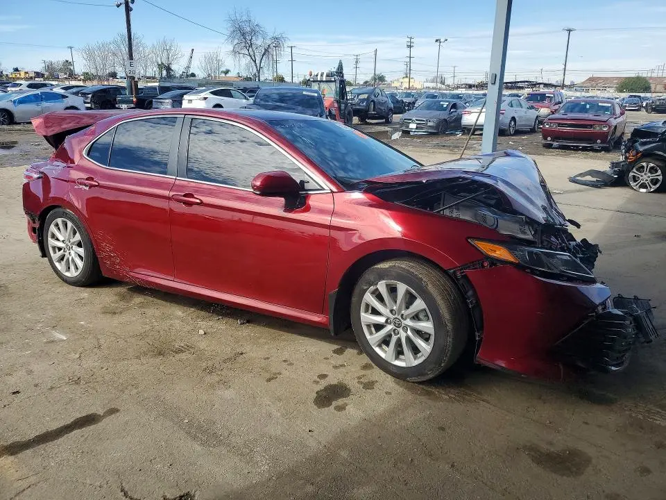 2020 TOYOTA CAMRY LE  